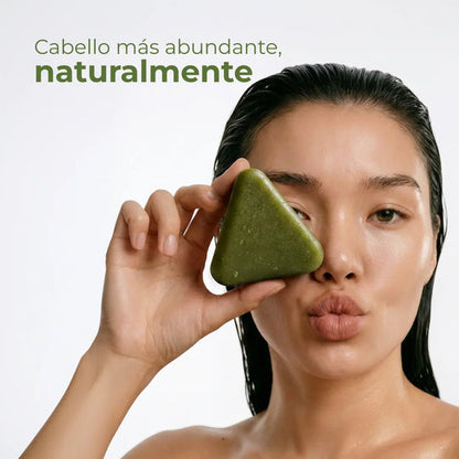 Frena la caída y recupera tu cabello en solo 60 segundos al día.